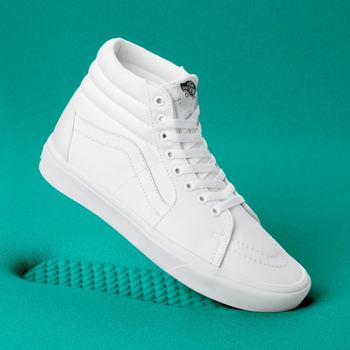 Panske Kotnikove Tenisky Vans Classic Comfycush Sk8-Hi Biele VA57ZXLKG